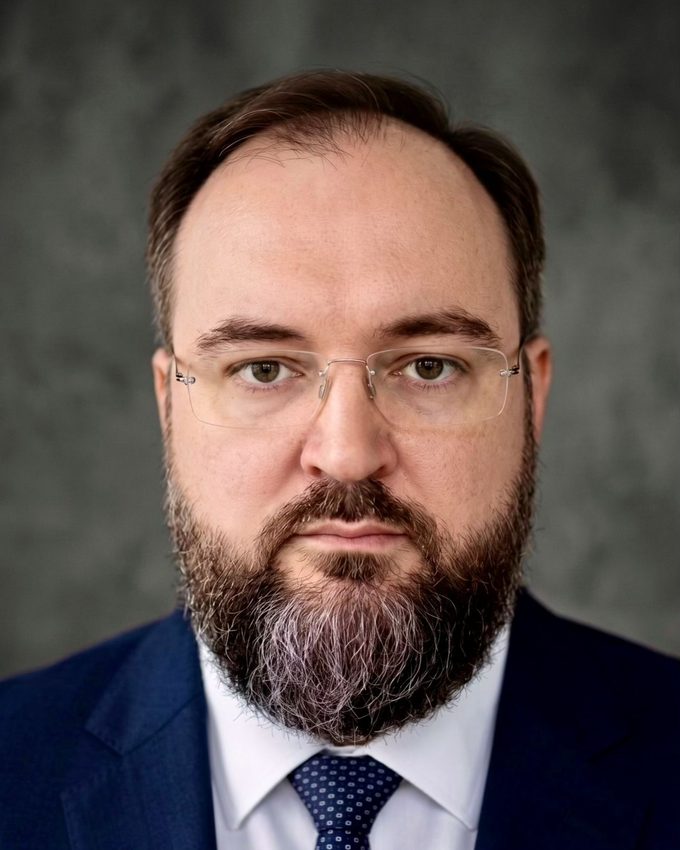 Судебный юрист Александр Андре, к.ю.н. — защита бизнеса и граждан в Москве